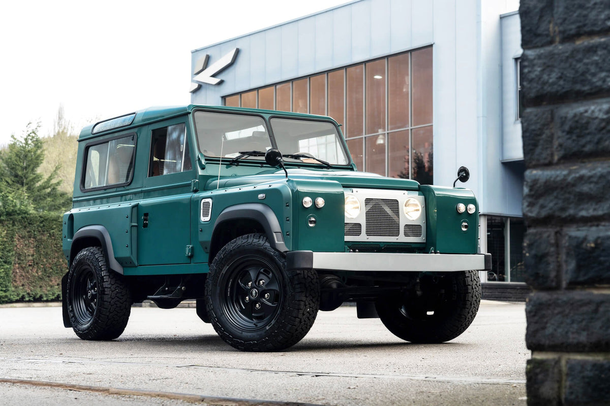 Land Rover Defender 90 2014