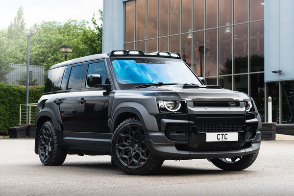Land Rover Defender 2024