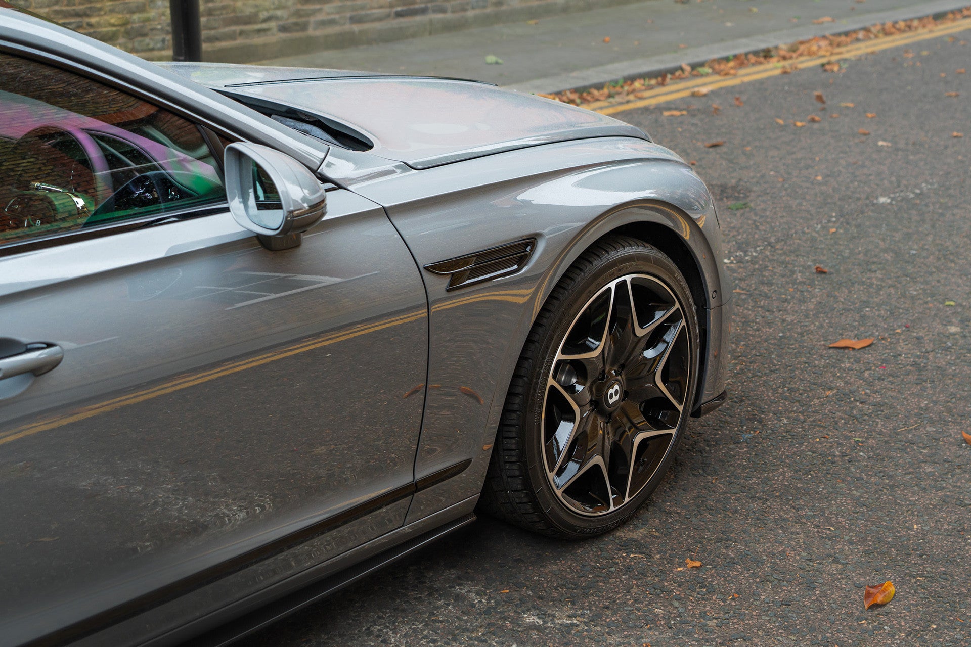Bentley Flying Spur Carbon Edition