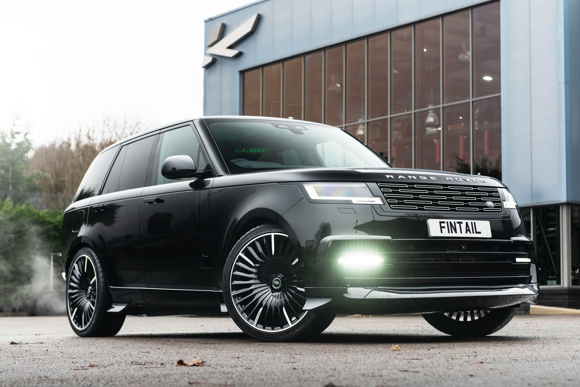 Range Rover P460e