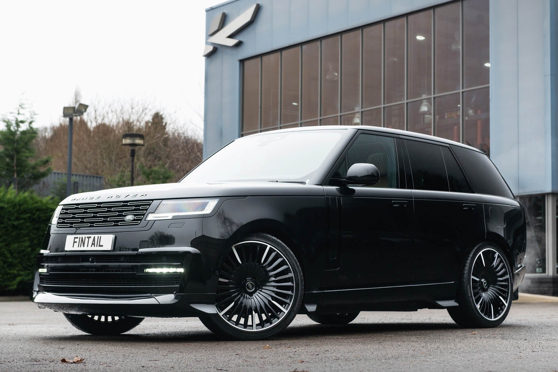 Range Rover P460e