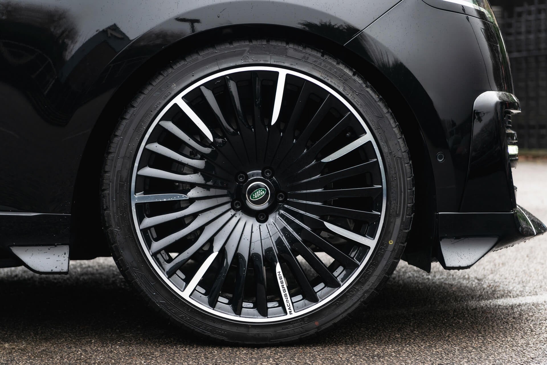 Range Rover P460e