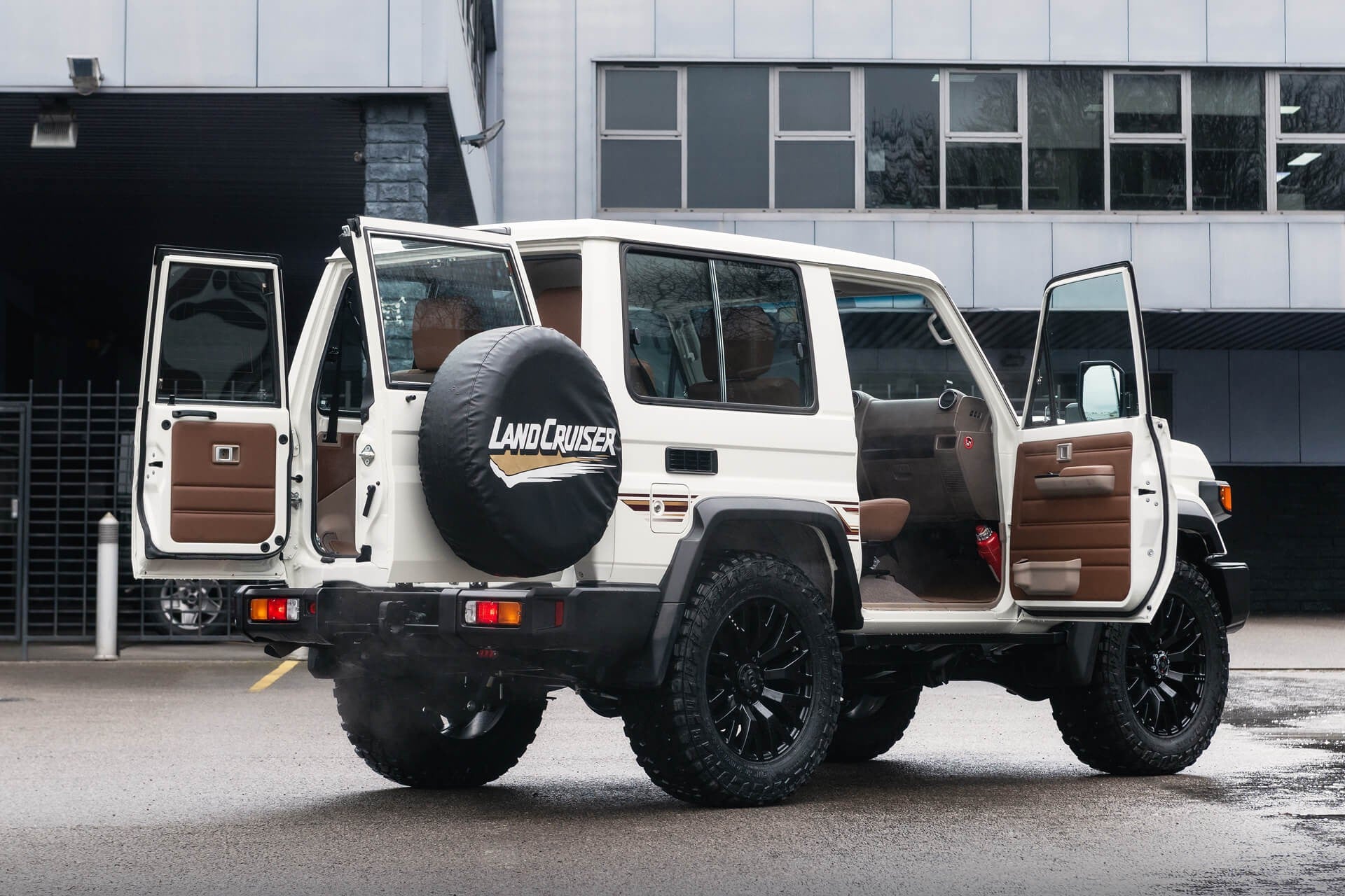 Toyota Land Cruiser 70 Series (Price excludes VAT)