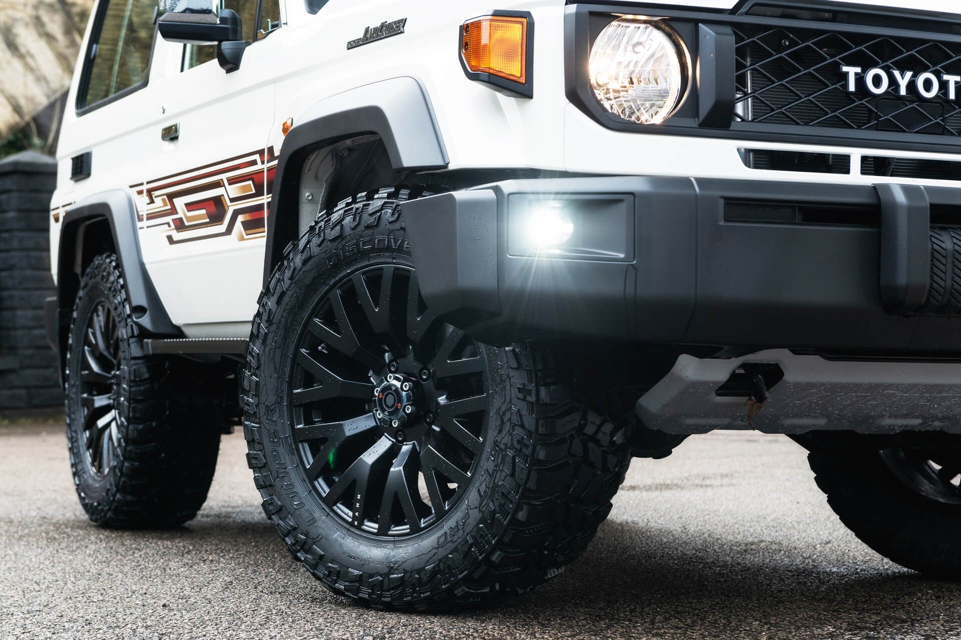 Toyota Land Cruiser 70 Series (Price excludes VAT)