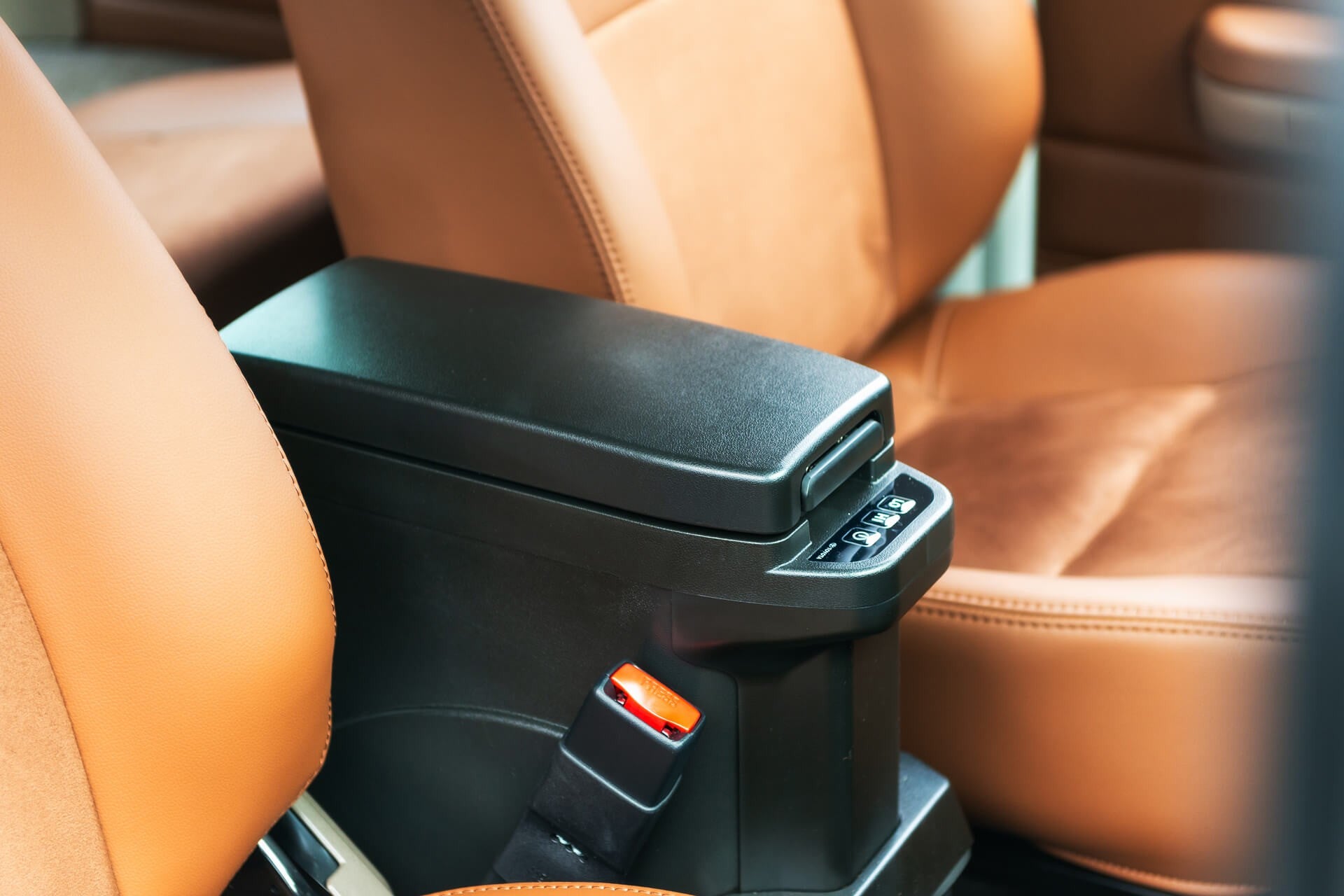 Toyota Land Cruiser 70 Series (Price excludes VAT)