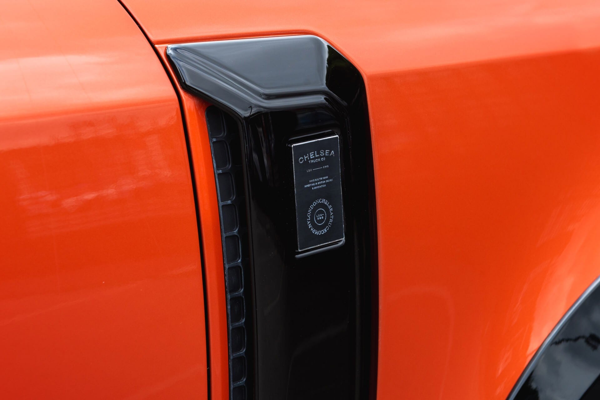 Land Rover Defender 90 Gallery Image