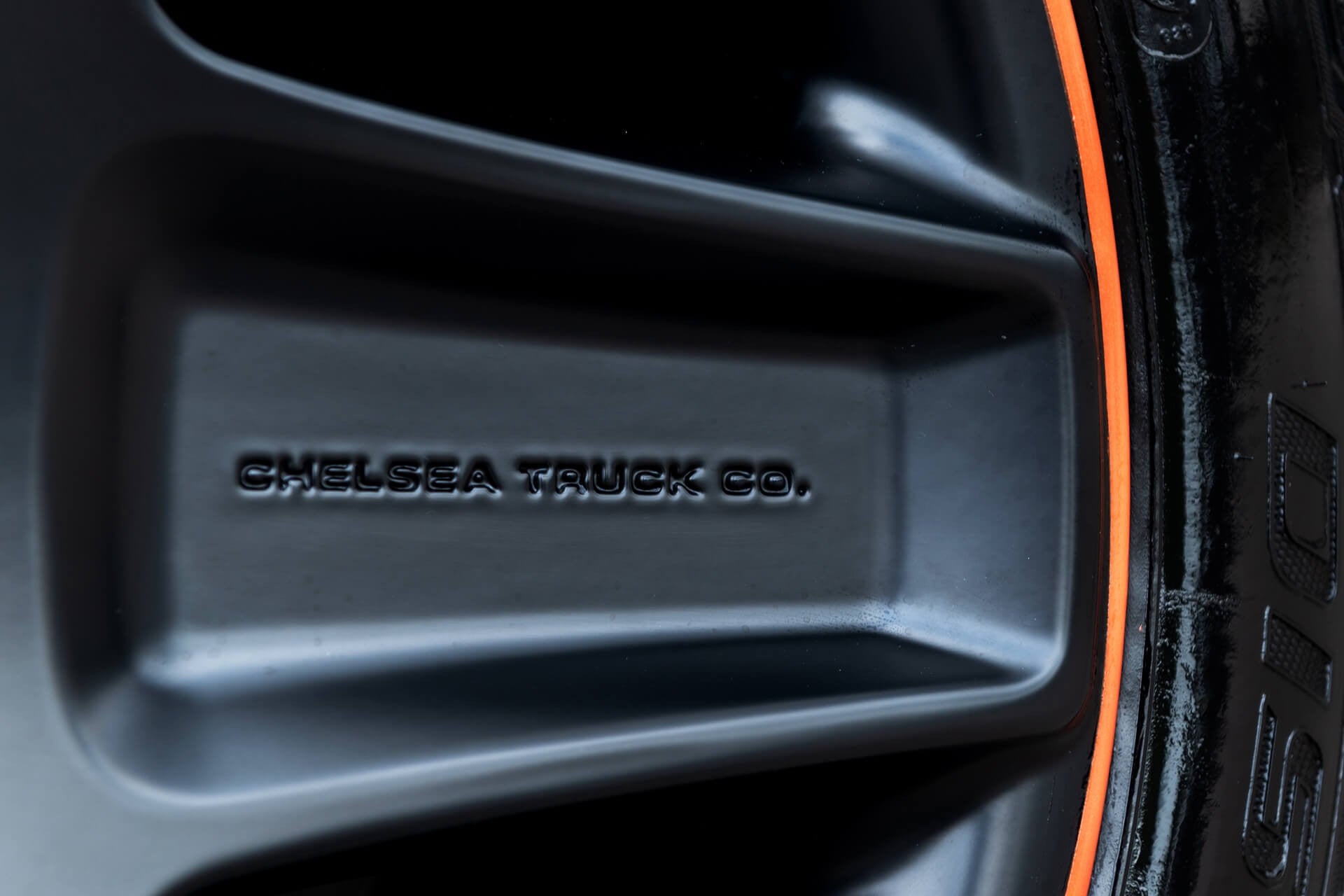 Land Rover Defender 90 Gallery Image