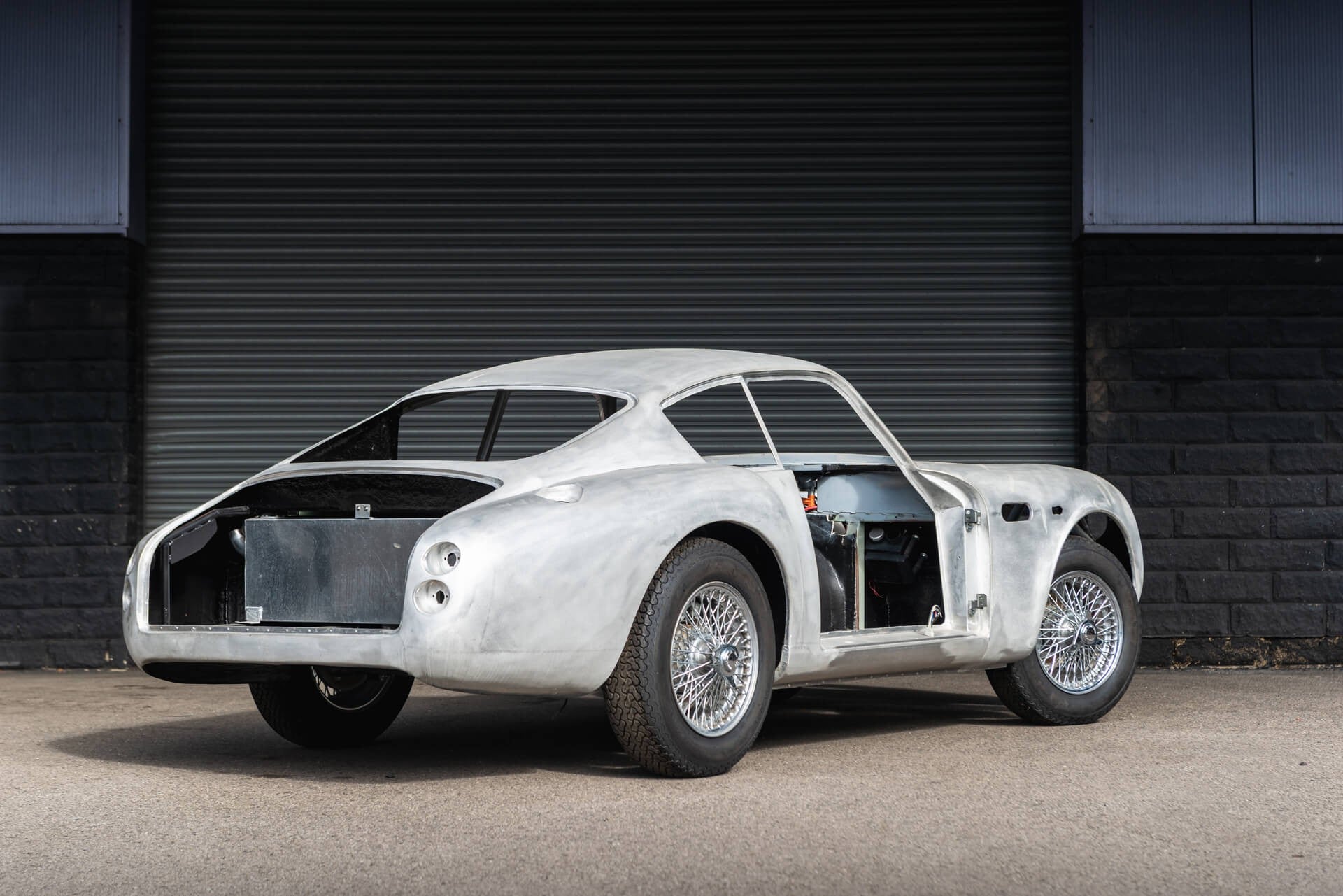 Aston Martin DB4 Zagato Recreation Unfinished Project