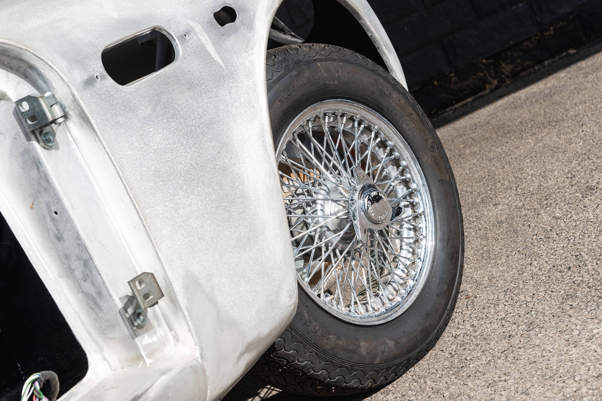 Aston Martin DB4 Zagato Recreation Unfinished Project