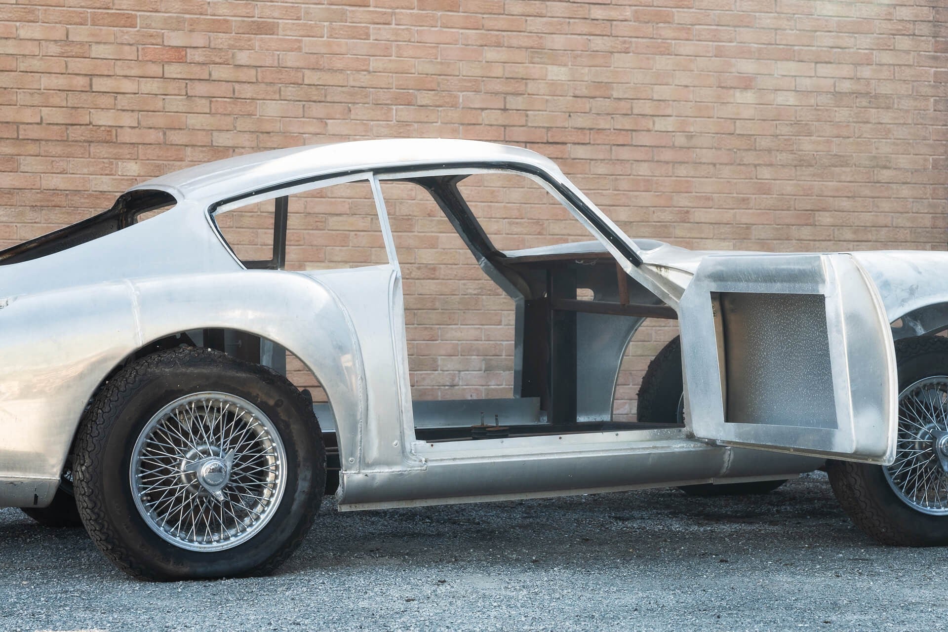 Aston Martin DB4 Zagato Recreation Unfinished Project