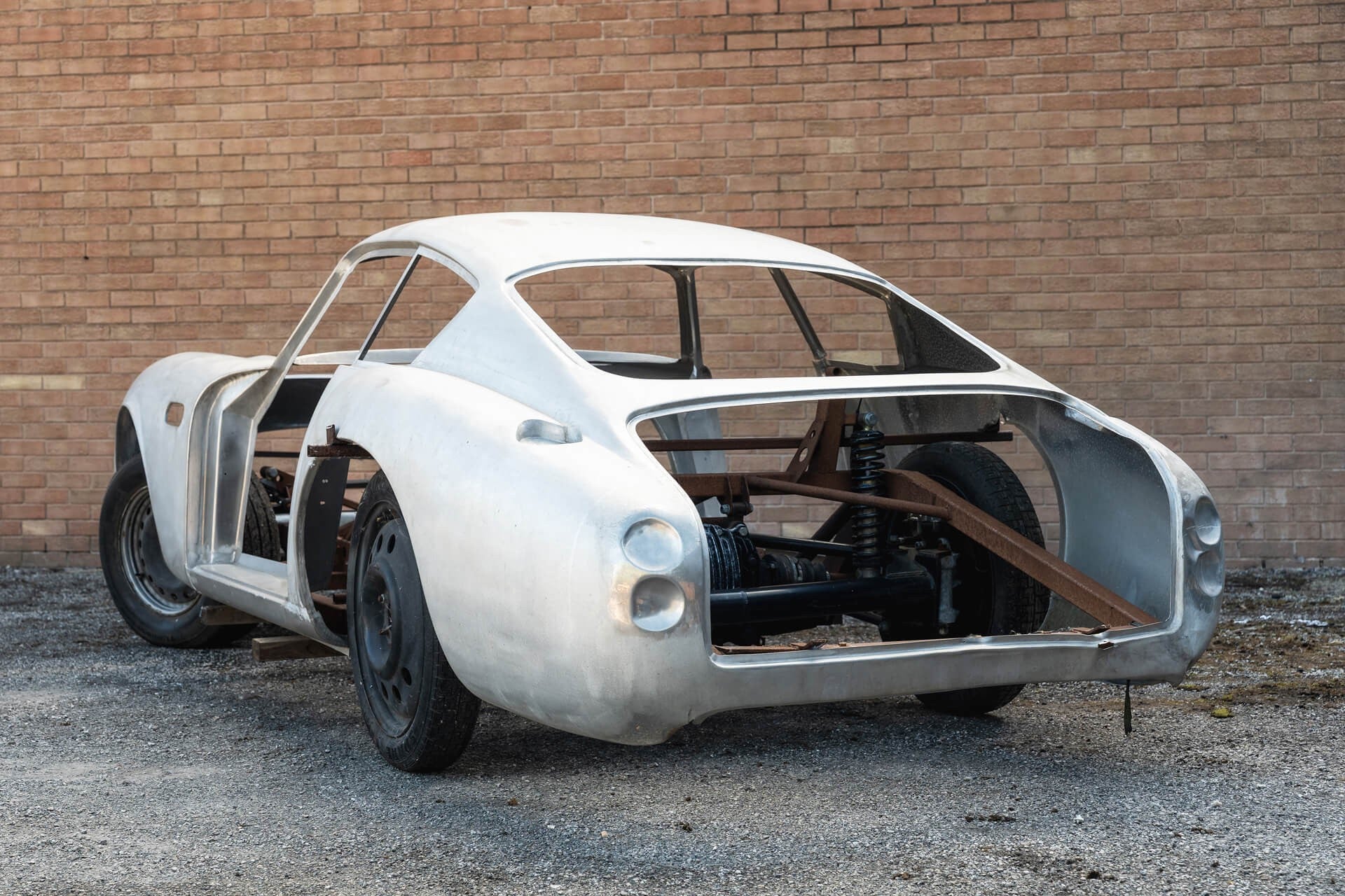 Aston Martin DB4 Zagato Recreation Unfinished Project