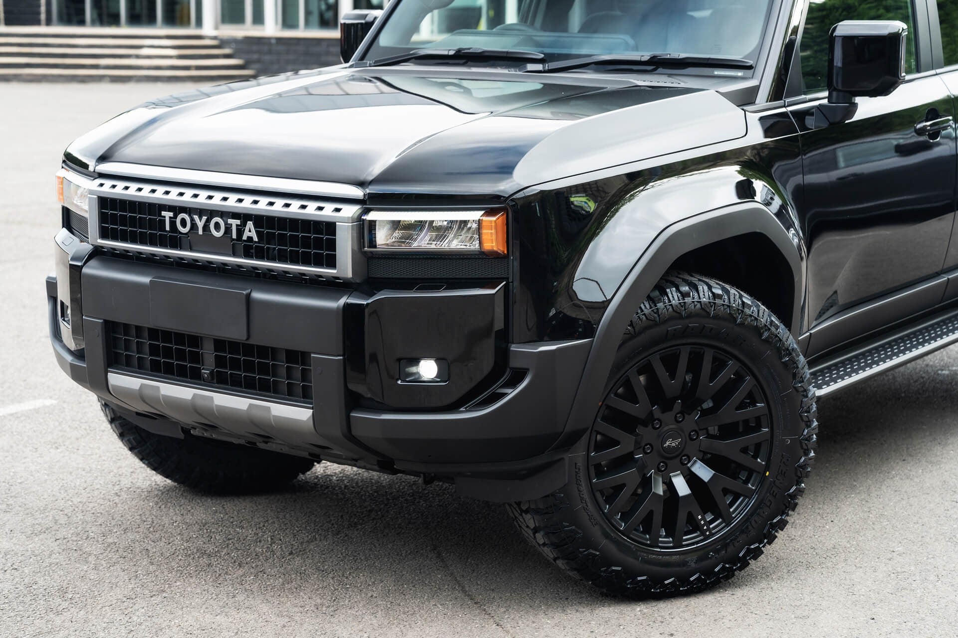 Toyota Land Cruiser 250 VX 2.7 Automatic Gallery Image