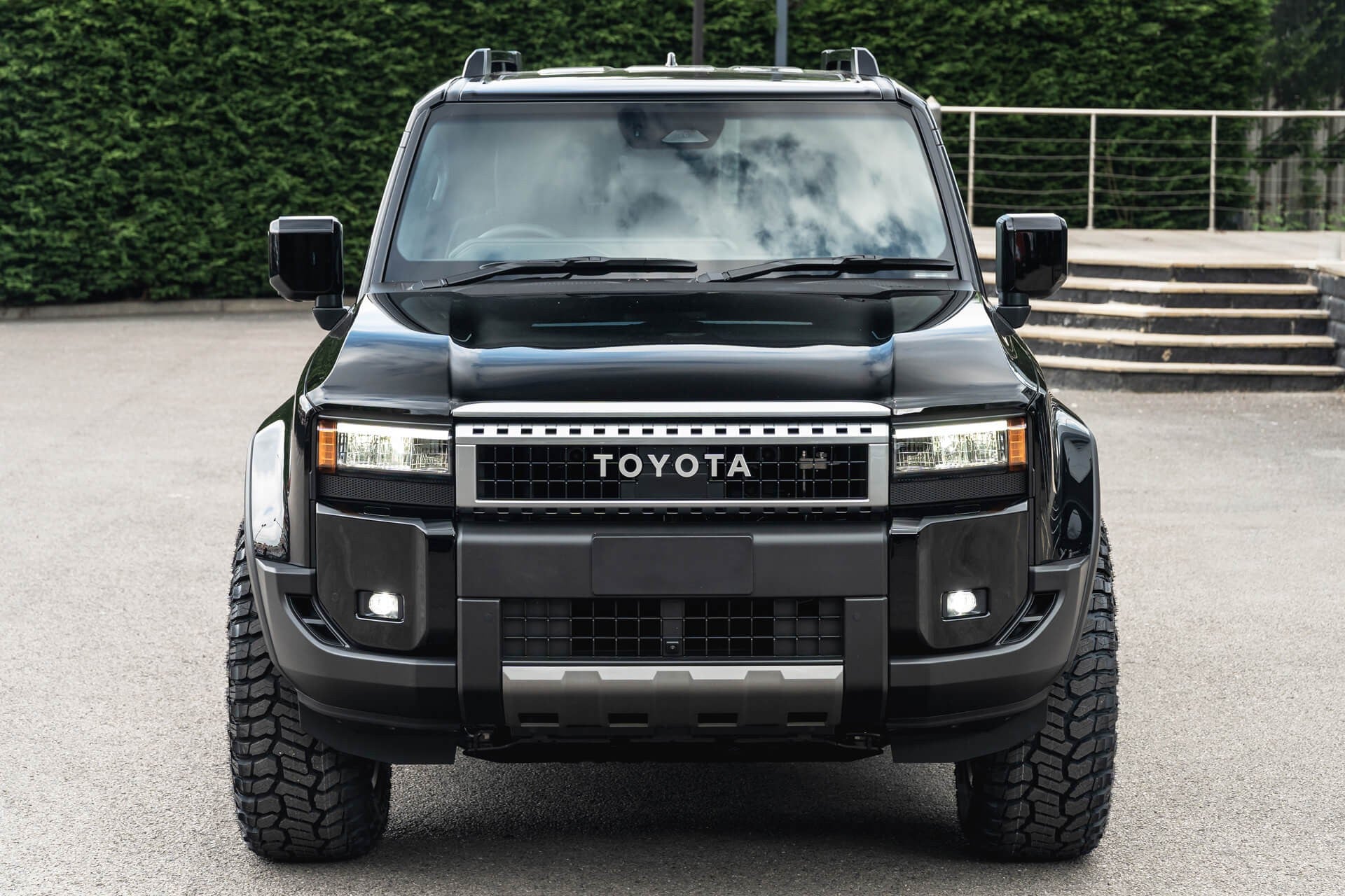 Toyota Land Cruiser 250 VX 2.7 Automatic Gallery Image