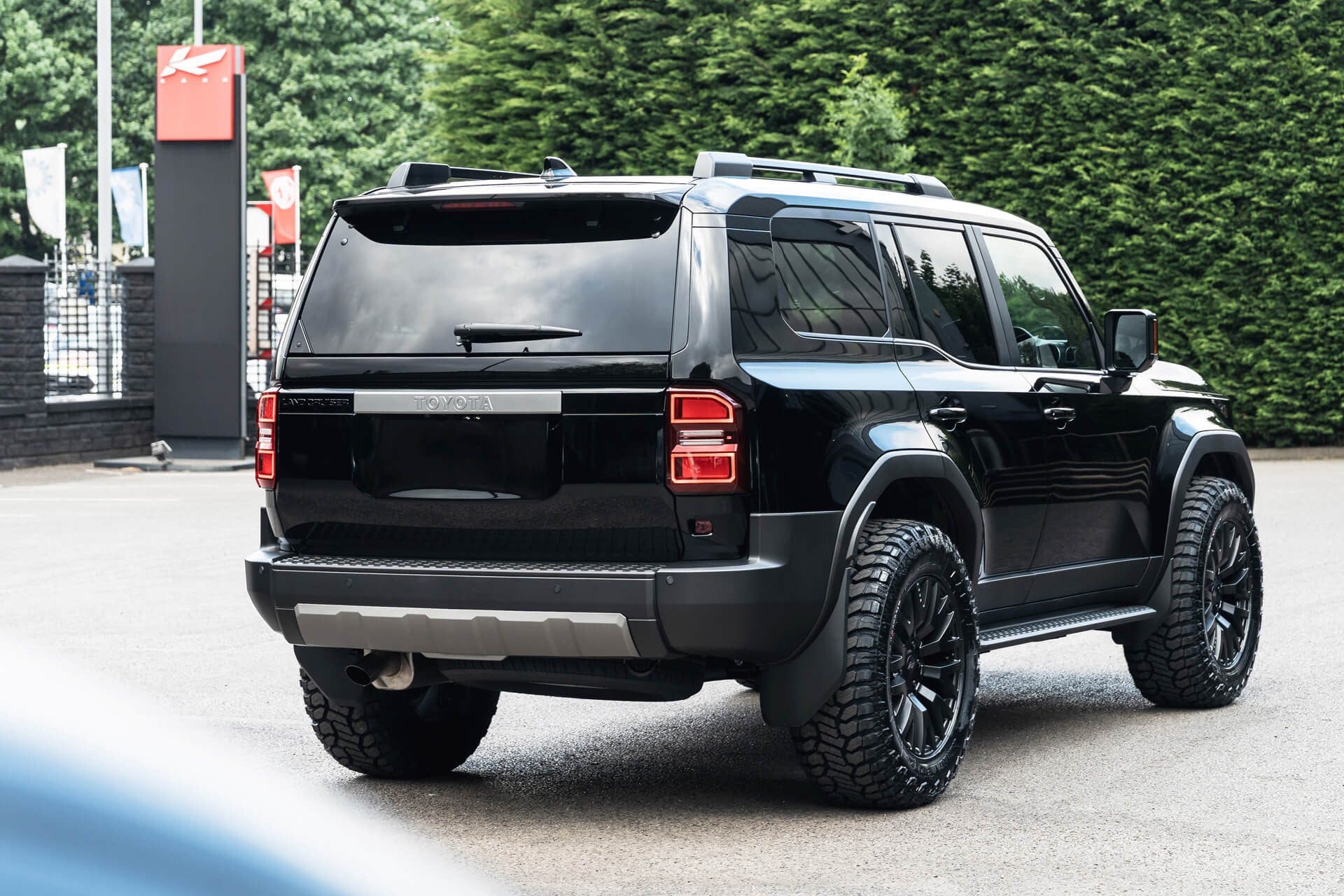 Toyota Land Cruiser 250 VX 2.7 Automatic Gallery Image