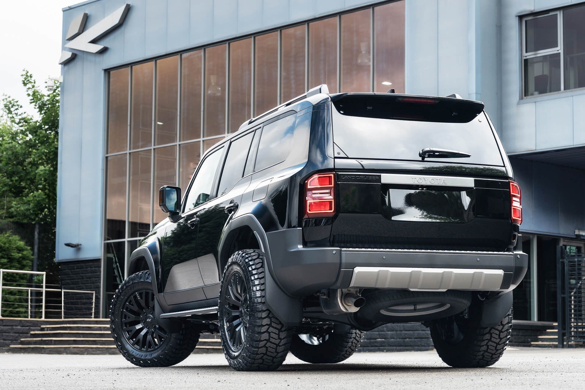 Toyota Land Cruiser 250 VX 2.7 Automatic Gallery Image