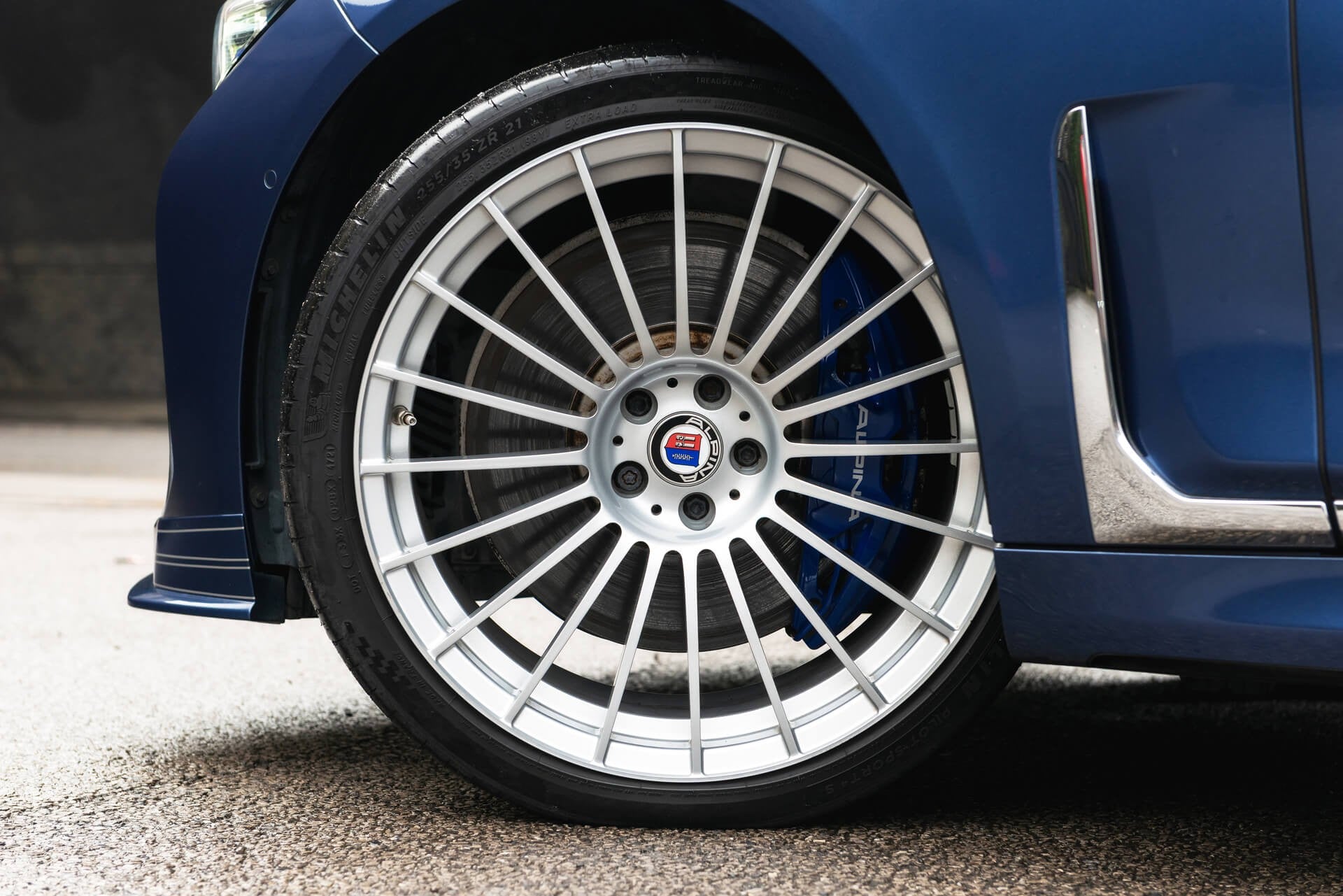 BMW Alpina B7 Gallery Image