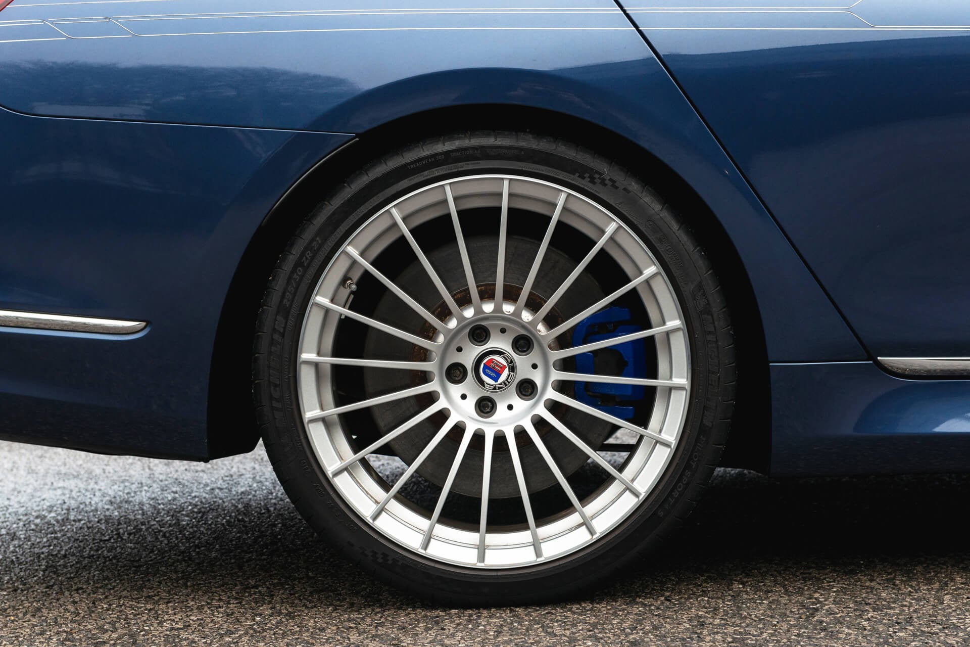BMW Alpina B7 Gallery Image