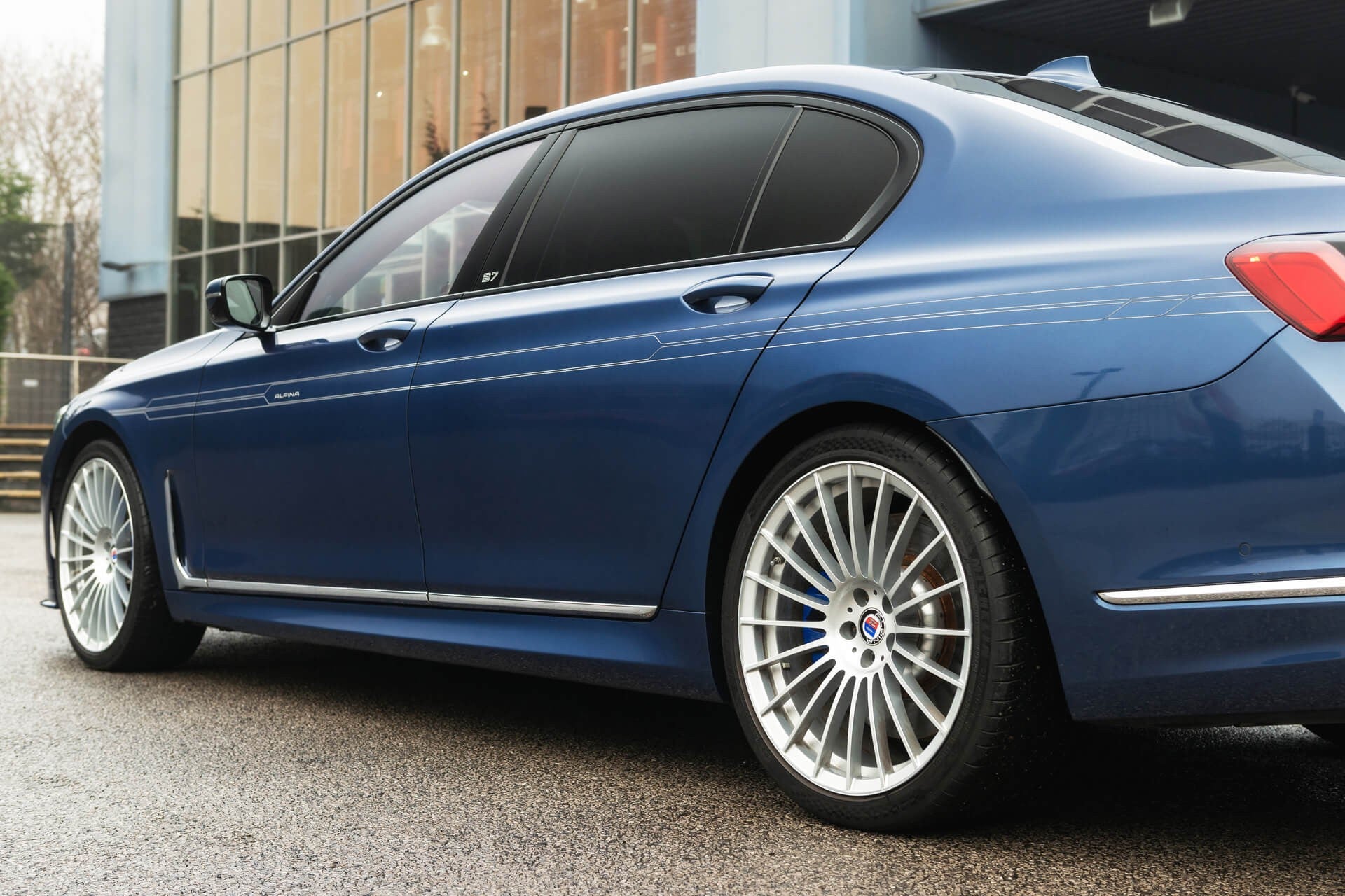 BMW Alpina B7 Gallery Image