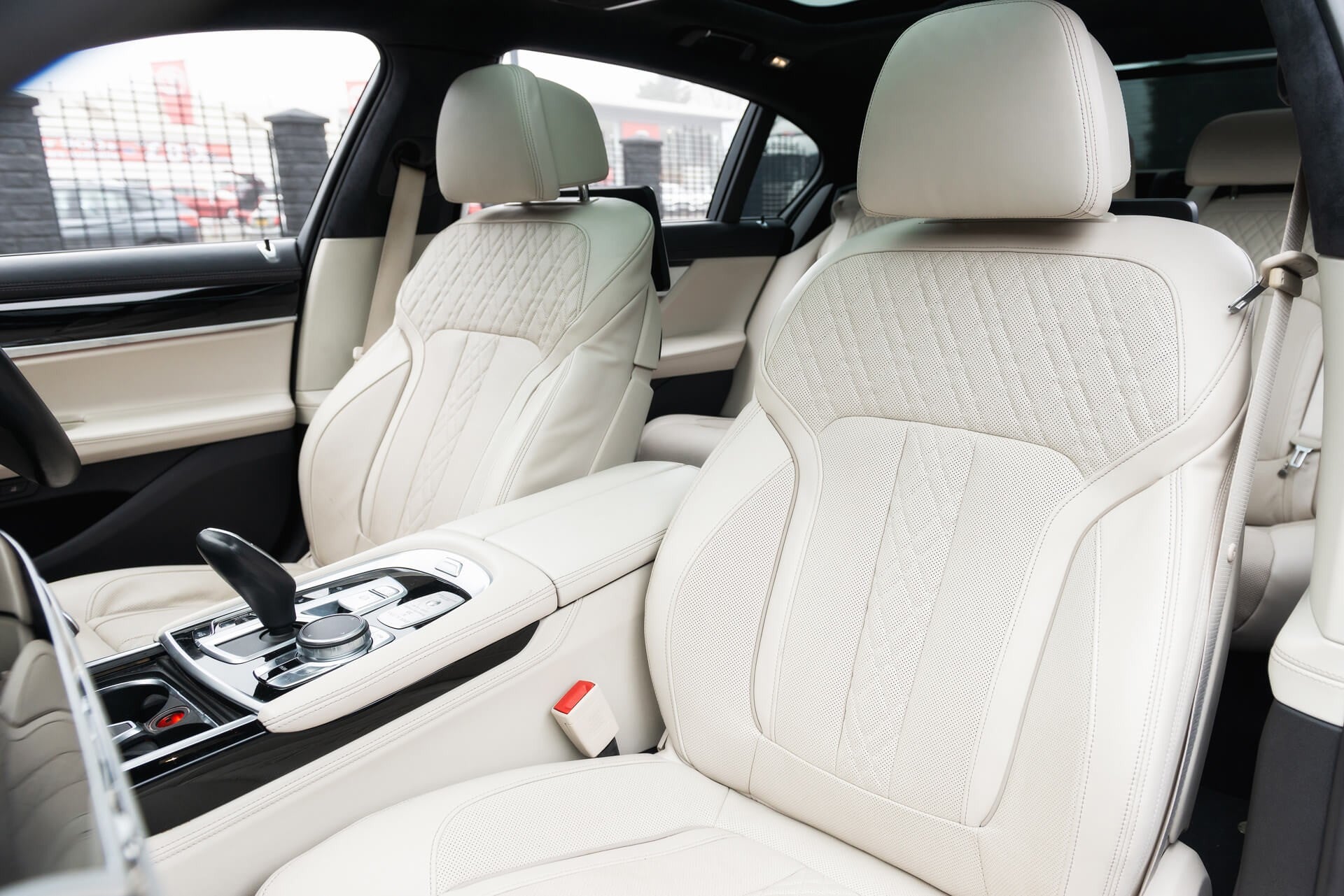 BMW Alpina B7 Gallery Image