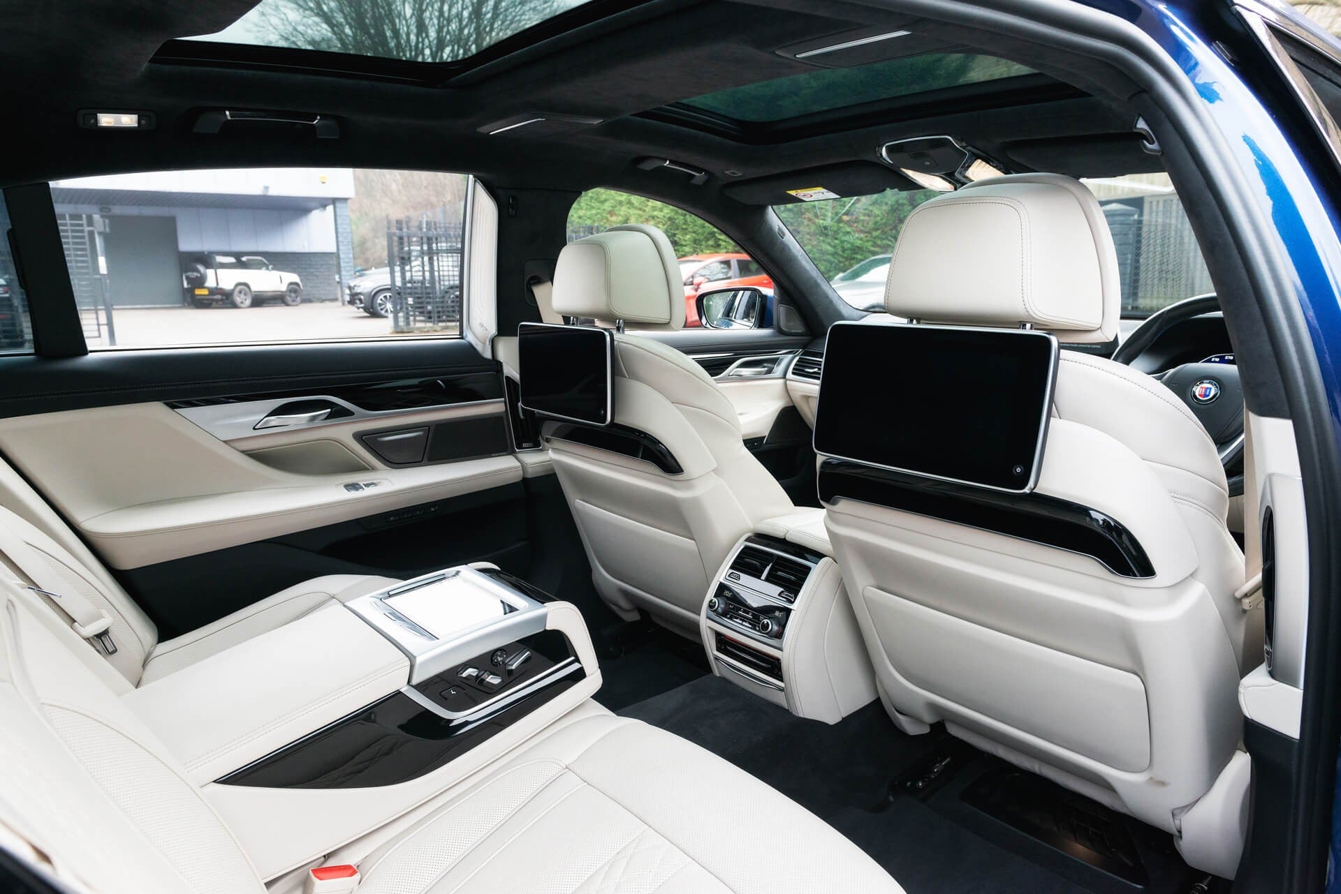 BMW Alpina B7 Gallery Image