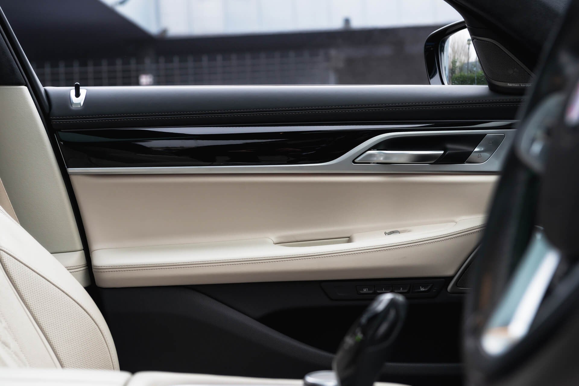 BMW Alpina B7 Gallery Image