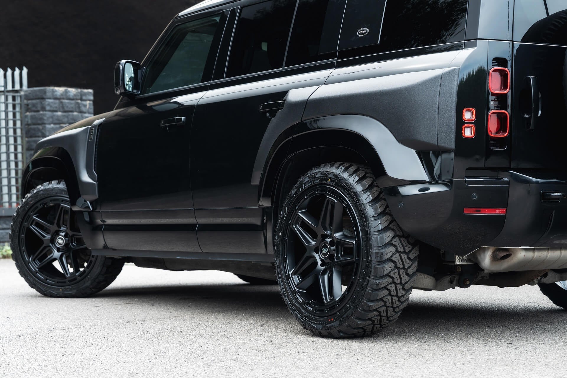 Land Rover Defender 110