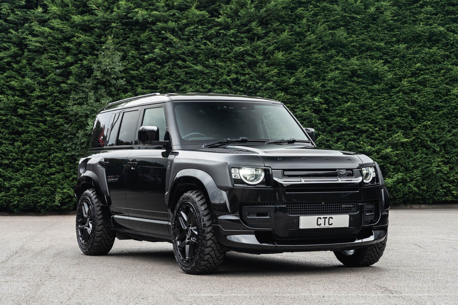 Land Rover Defender 110