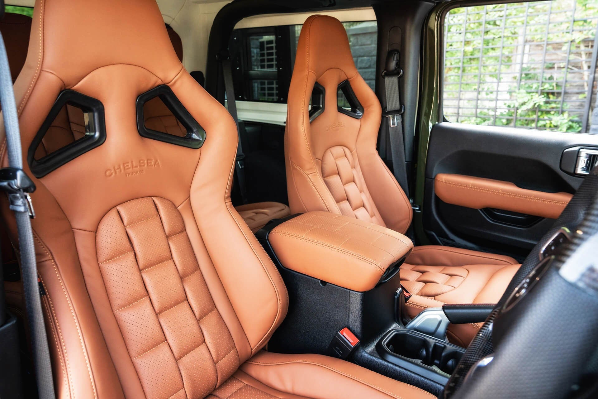 Jeep Wrangler Rubicon Gallery Image