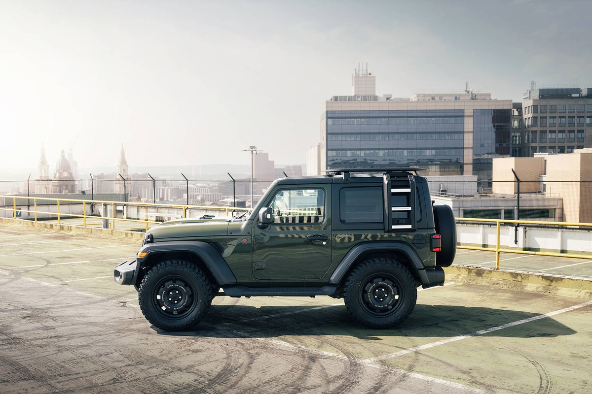 Jeep Wrangler Rubicon Gallery Image