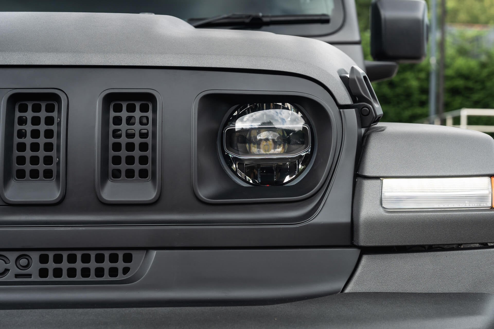 Jeep Wrangler Sahara Unlimited Gallery Image