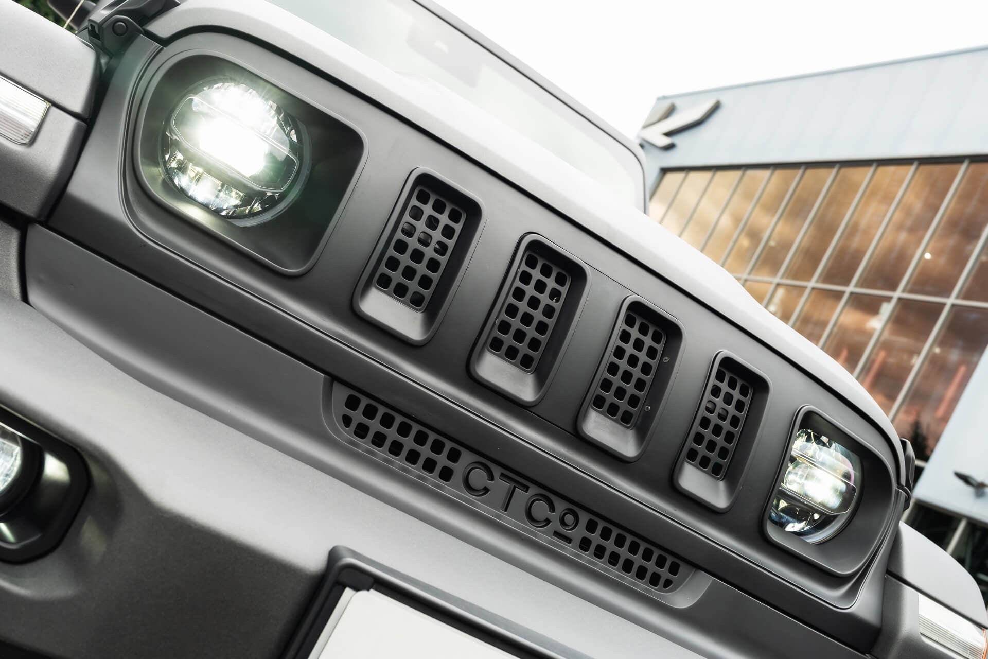 Jeep Wrangler Sahara Unlimited Gallery Image