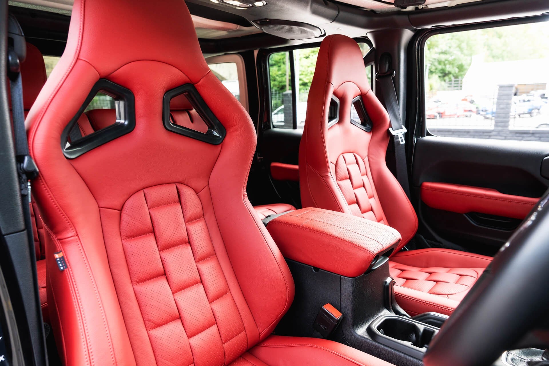 Jeep Wrangler Sahara Unlimited Gallery Image