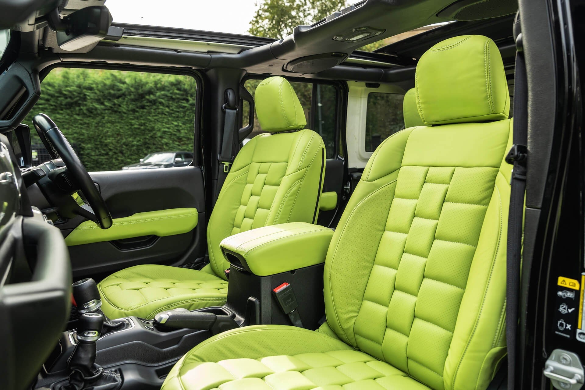 Jeep Wrangler Sahara Unlimited Gallery Image