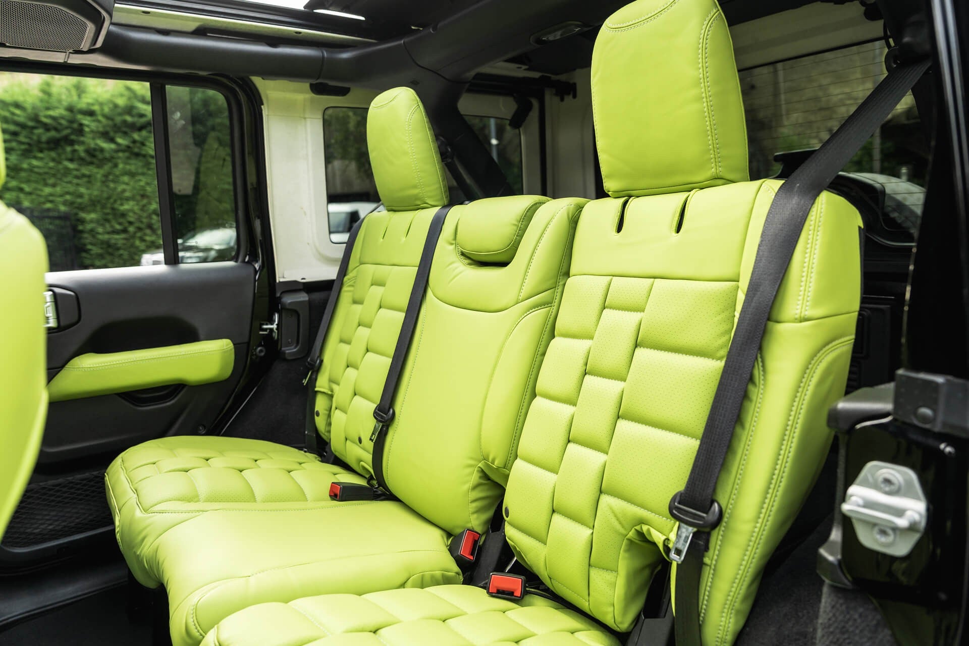 Jeep Wrangler Sahara Unlimited Gallery Image