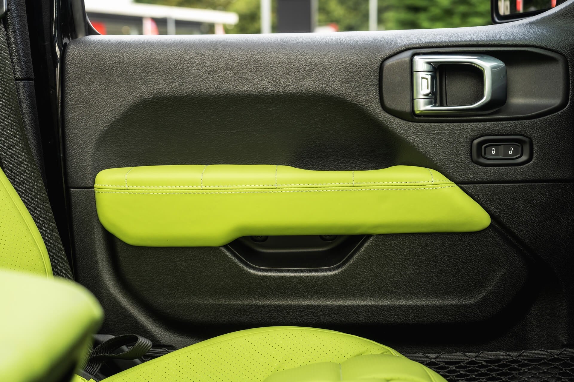 Jeep Wrangler Sahara Unlimited Gallery Image