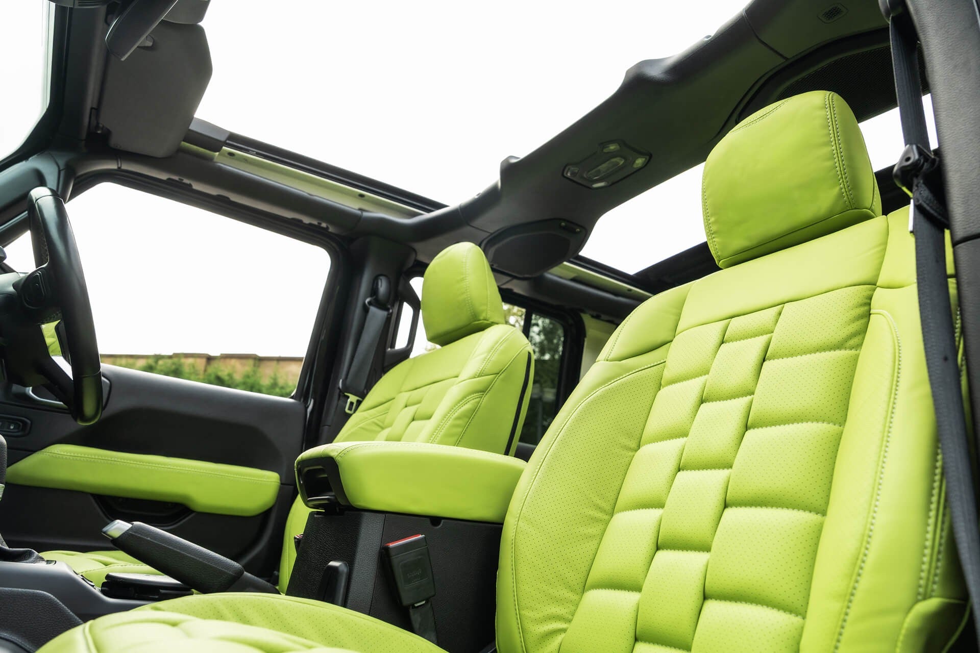 Jeep Wrangler Sahara Unlimited Gallery Image