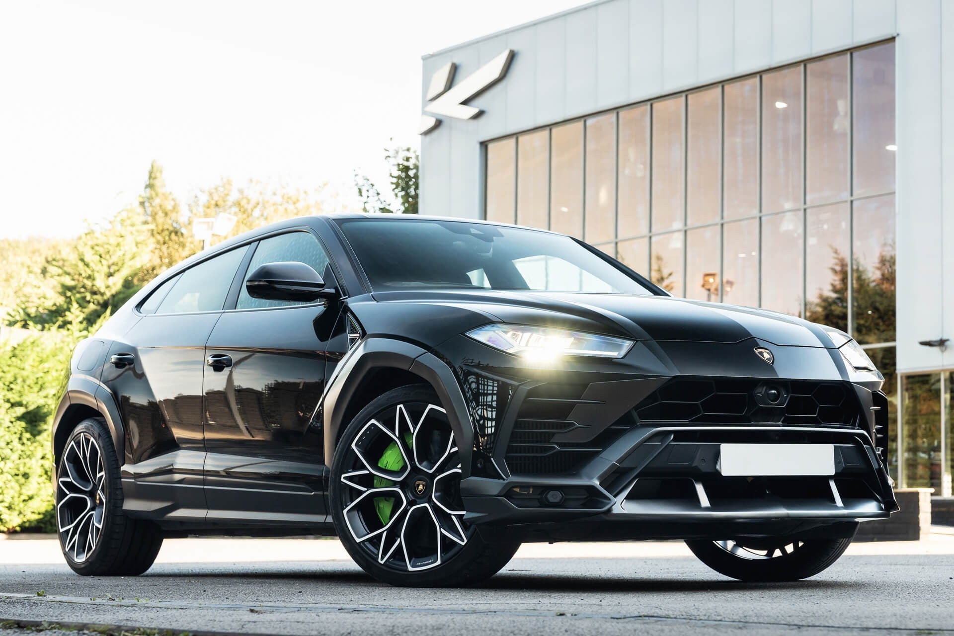 Lamborghini Urus V8