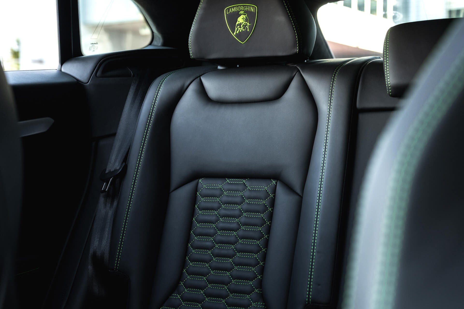 Lamborghini Urus V8 Gallery Image