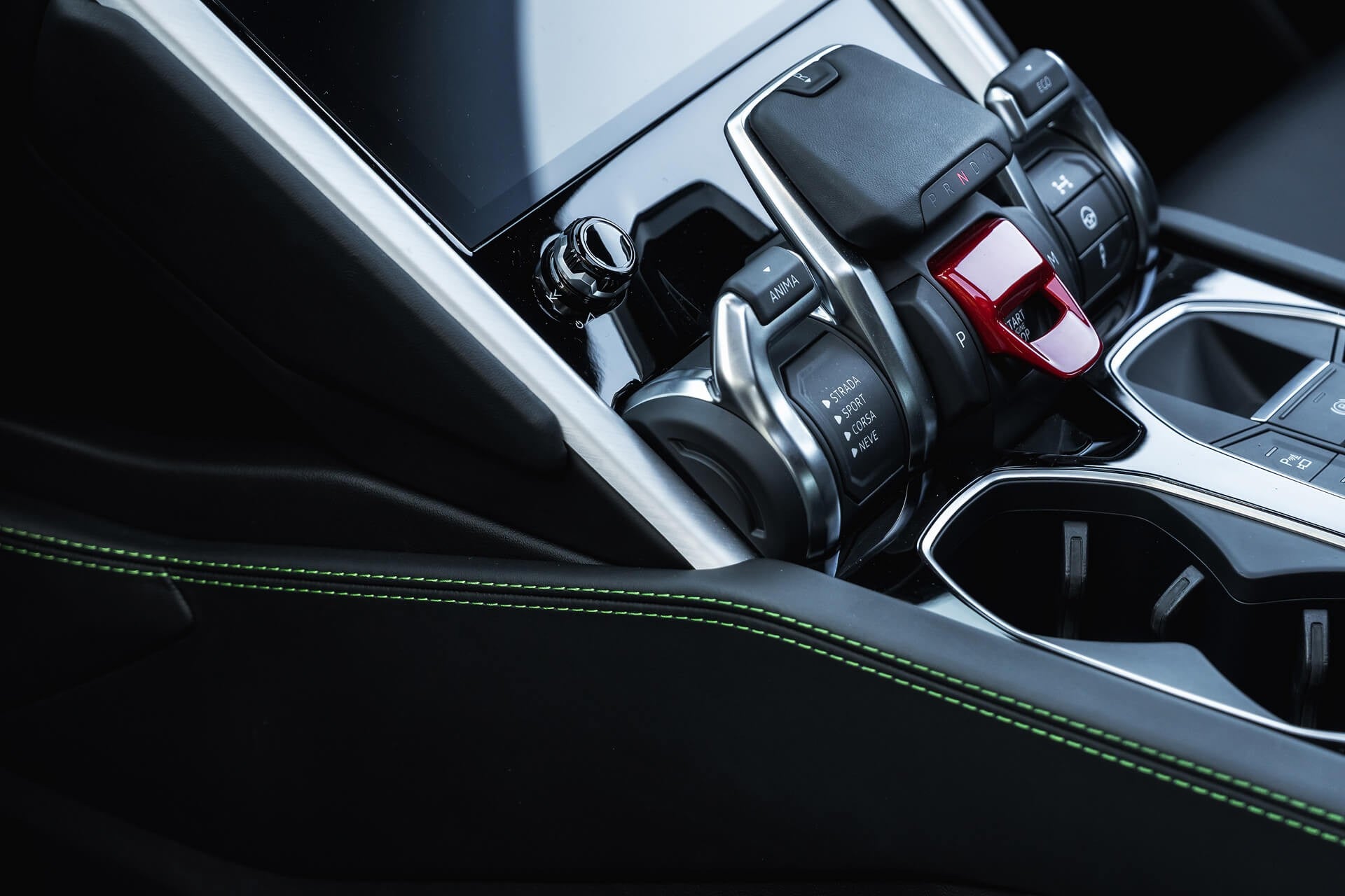 Lamborghini Urus V8 Gallery Image