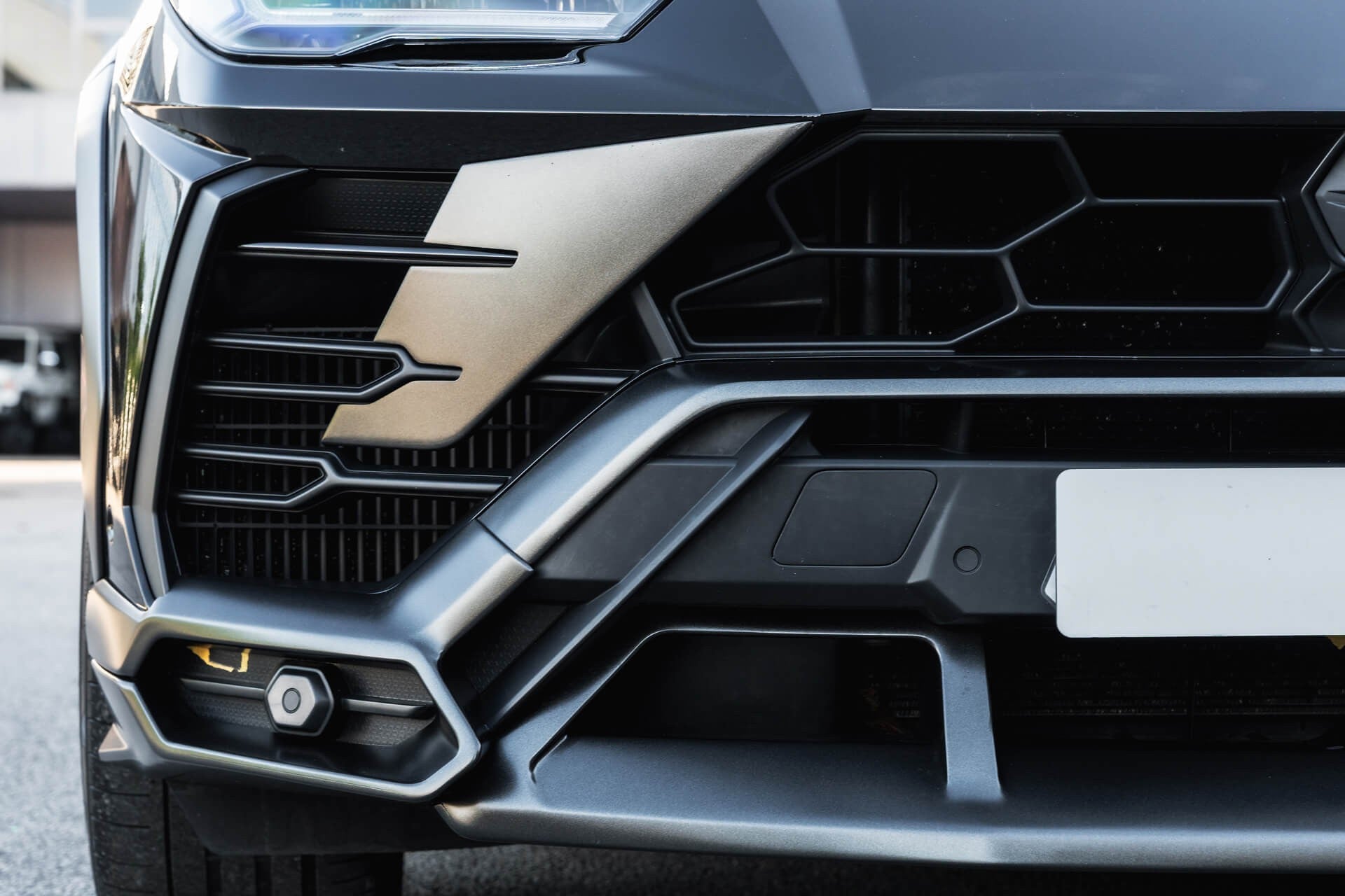 Lamborghini Urus V8 Gallery Image