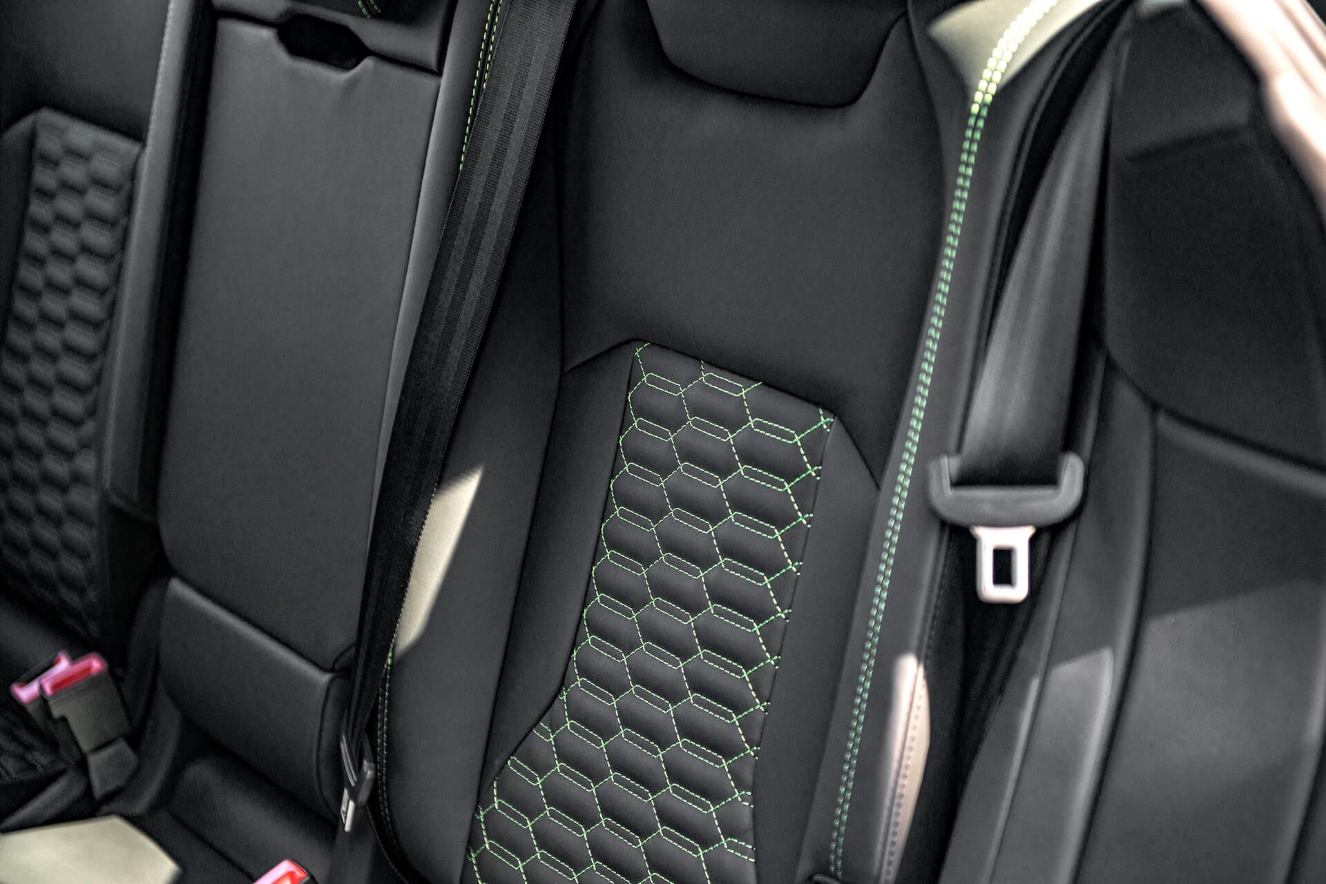 Lamborghini Urus V8 Gallery Image