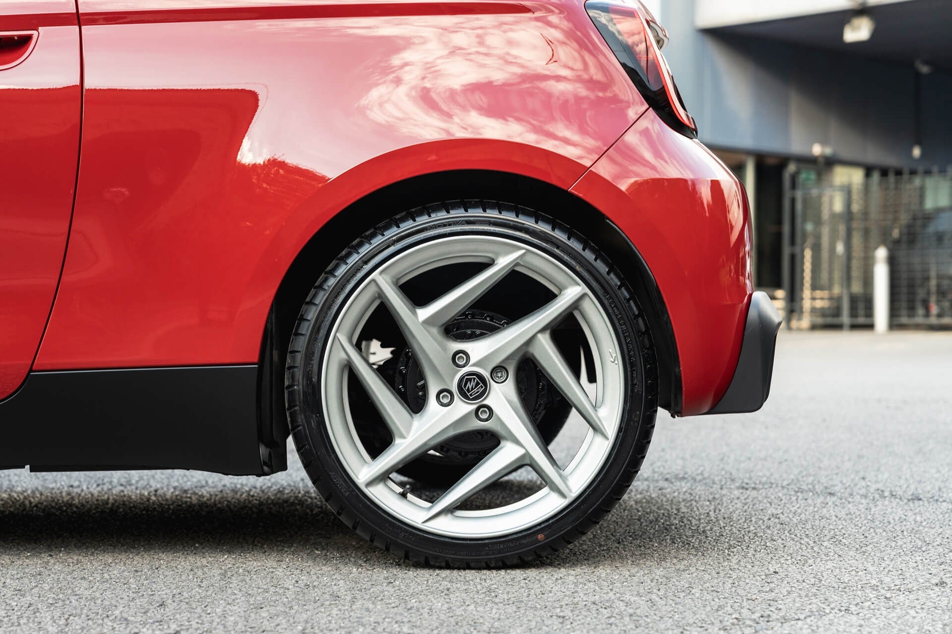 Fiat 500e RED  Designio by KAHN® Gallery Image