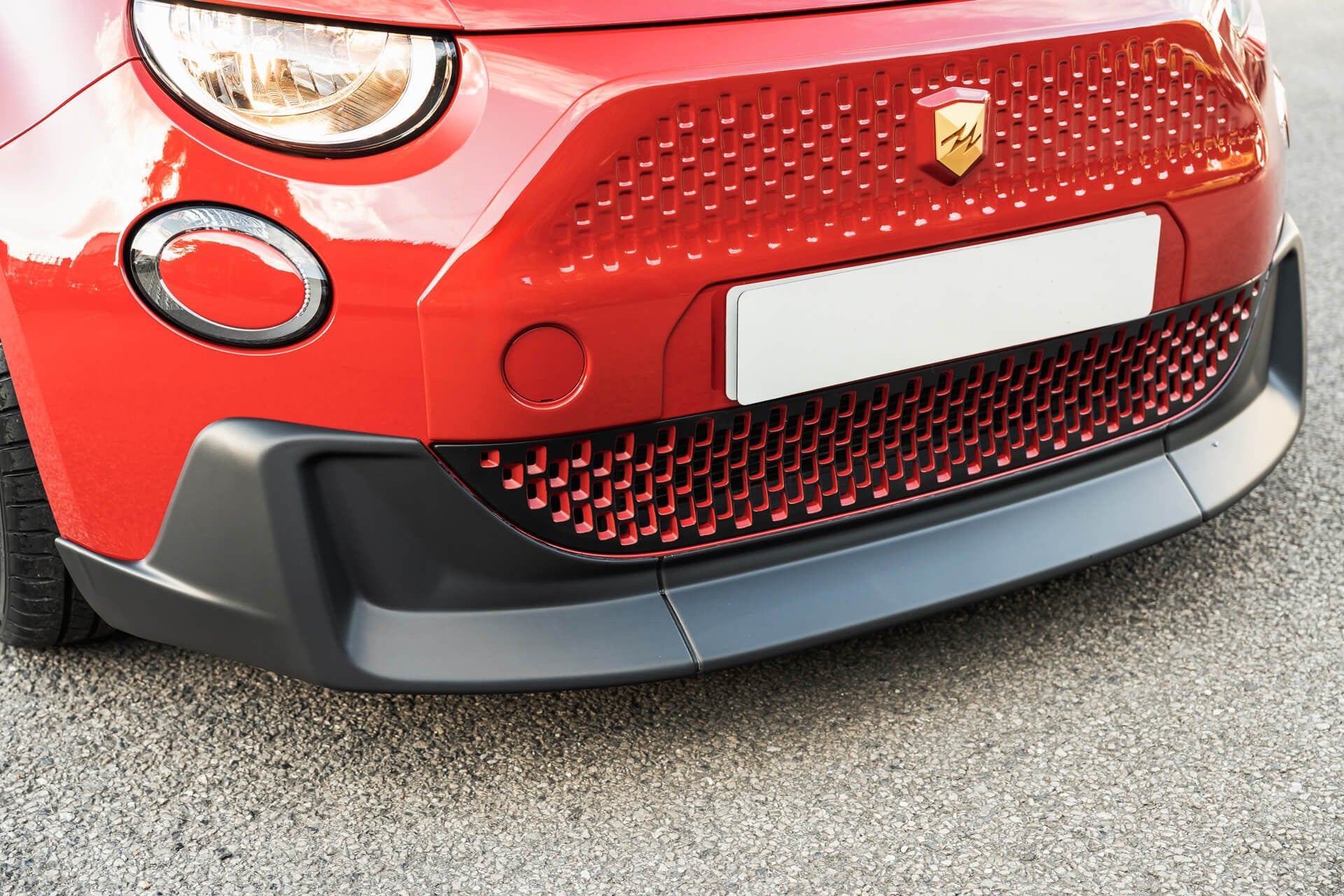 Fiat 500e RED  Designio by KAHN® Gallery Image