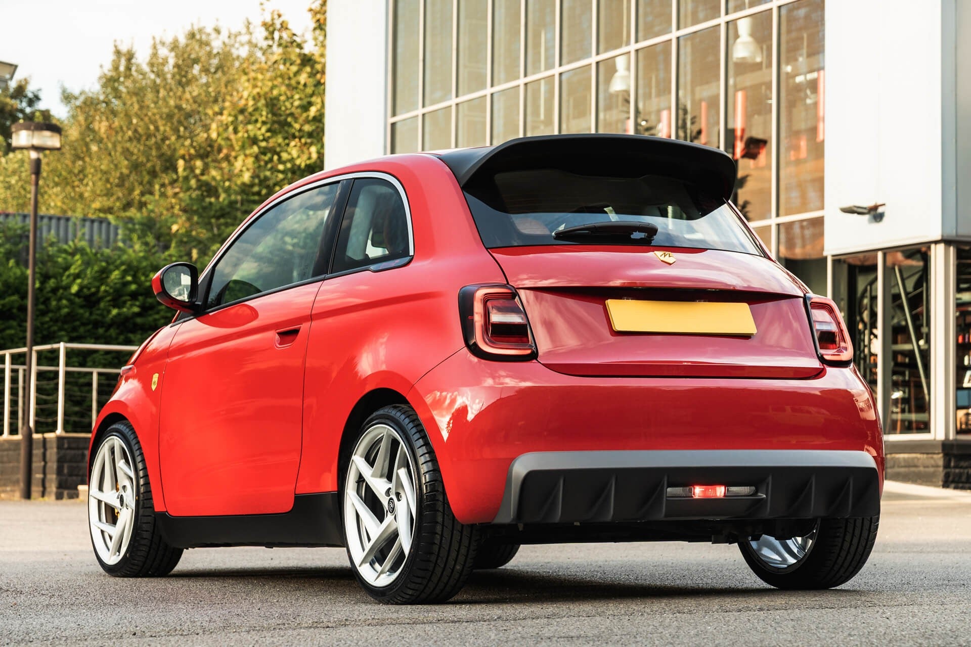 Fiat 500e RED  Designio by KAHN® Gallery Image