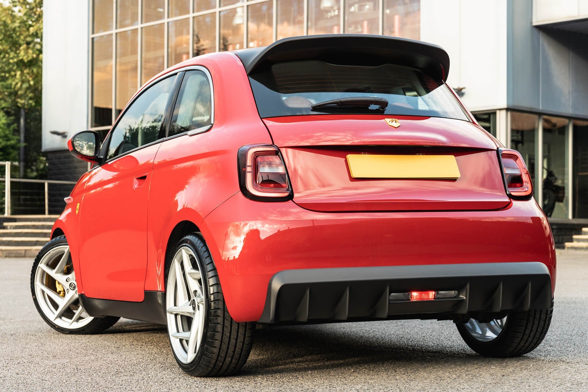 Fiat 500e RED  Designio by KAHN® Gallery Image