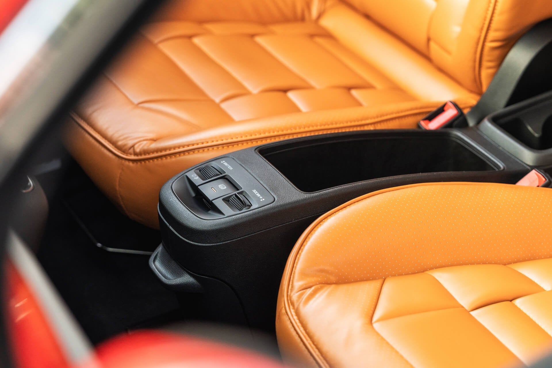 Fiat 500e RED  Designio by KAHN® Gallery Image