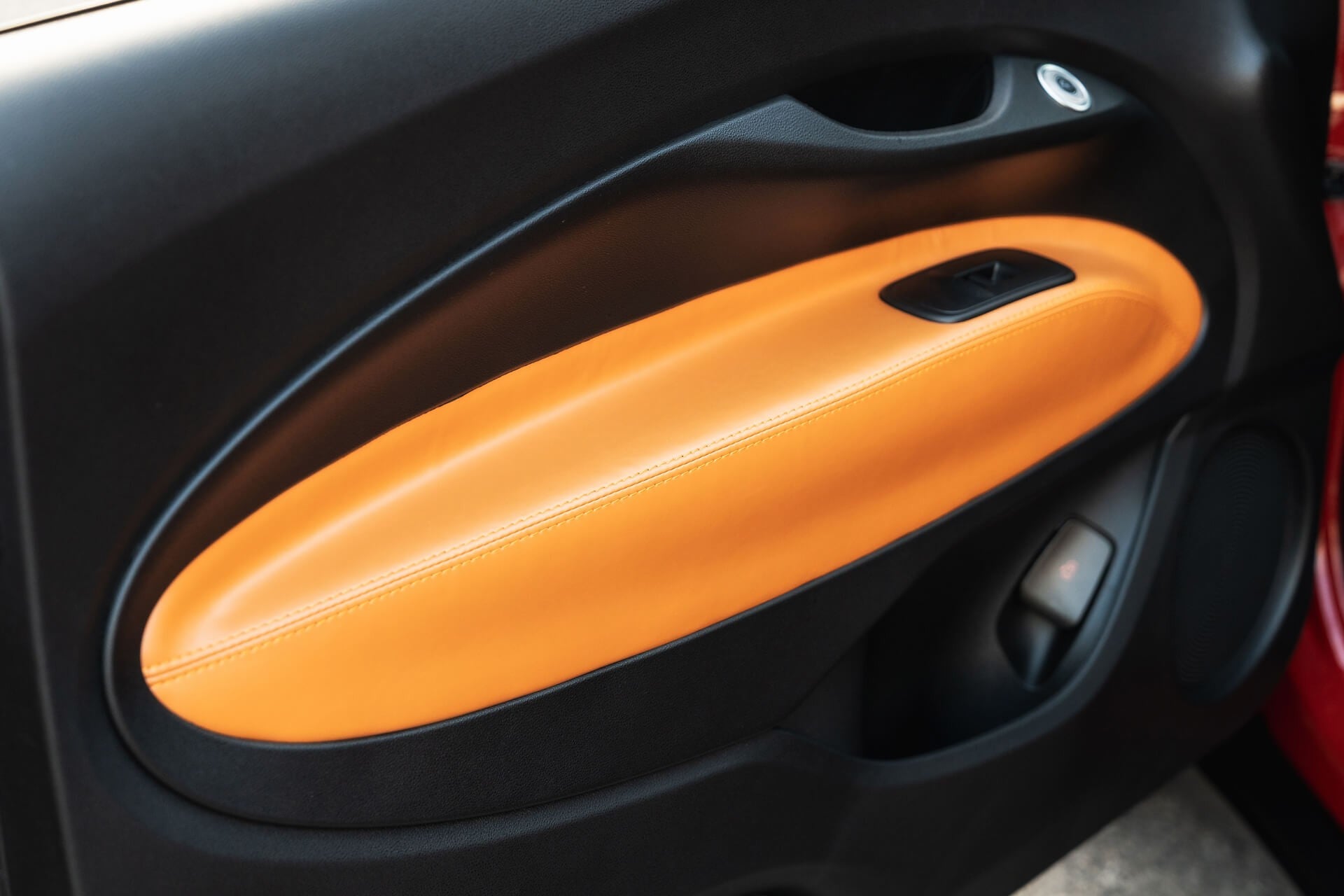 Fiat 500e RED  Designio by KAHN® Gallery Image