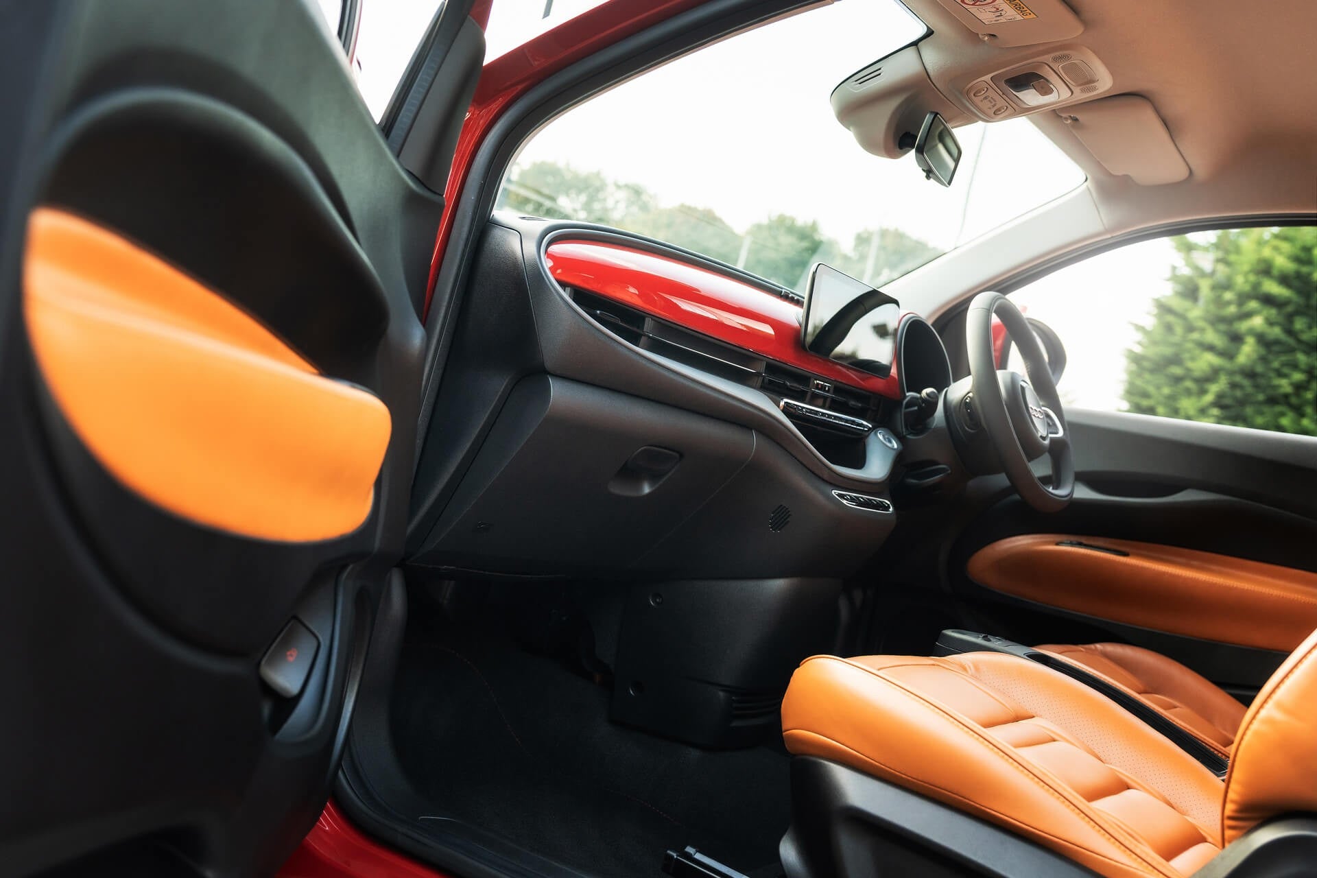 Fiat 500e RED  Designio by KAHN® Gallery Image