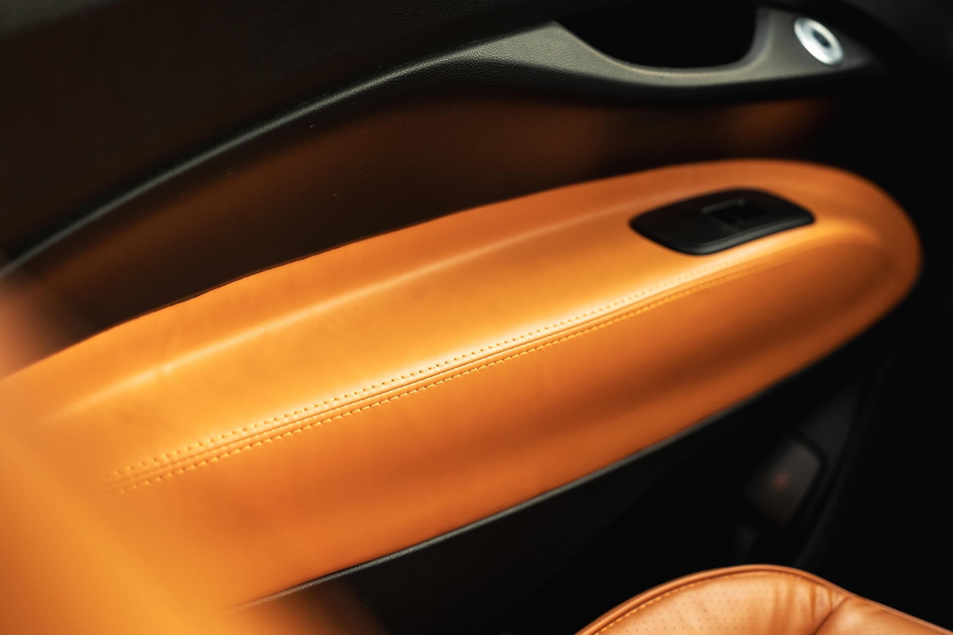 Fiat 500e RED  Designio by KAHN® Gallery Image