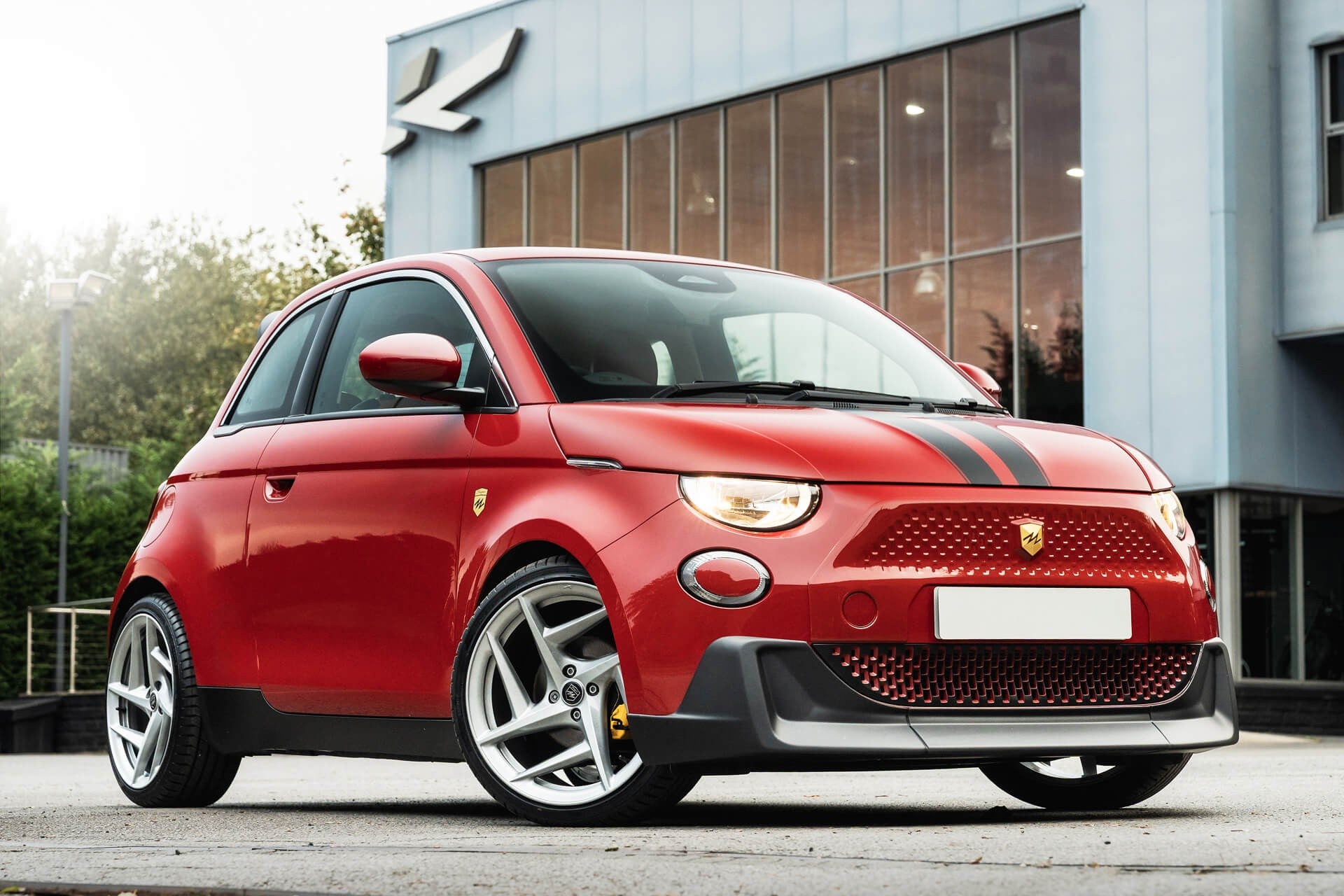 Fiat 500e RED  Designio by KAHN®